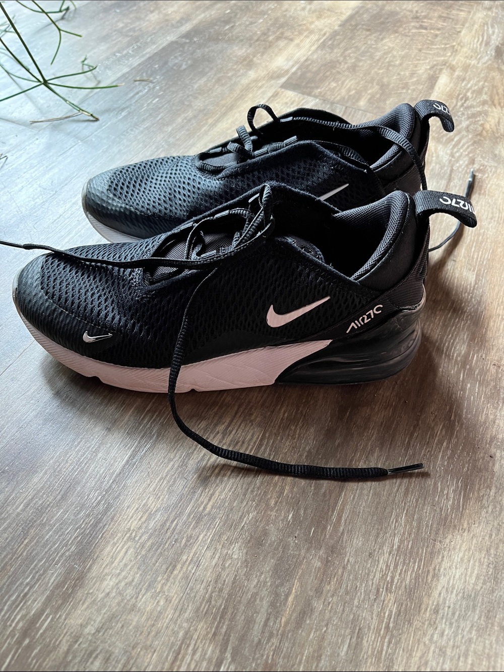 Nike Kids Air Max 270 Sneakers - Black/White